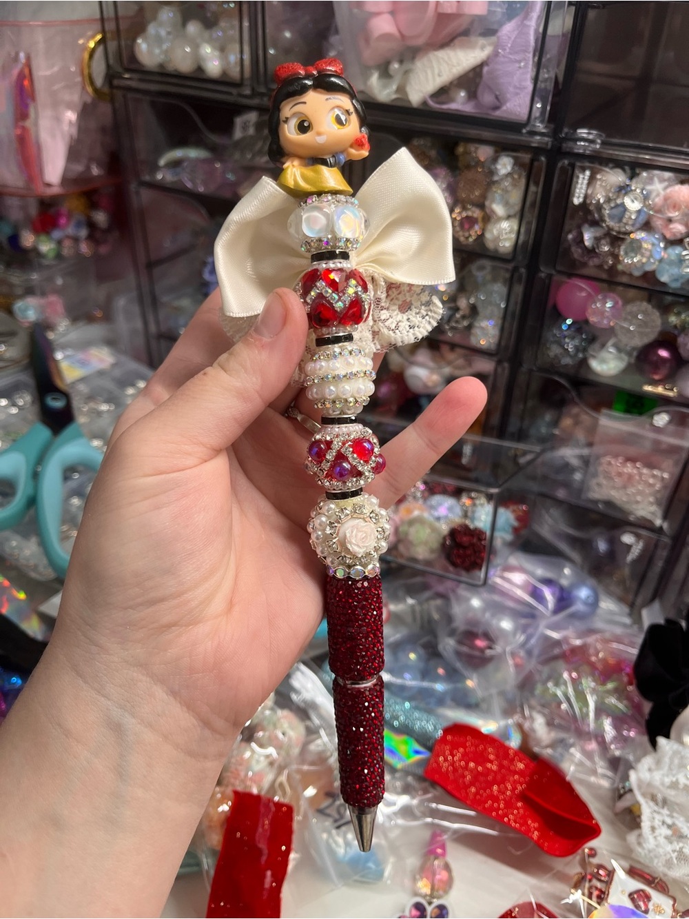 Bundle: Rabbit, Snow White, Alice, Marie pens - Picture 8 of 10